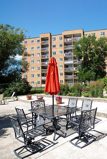 Outdoor sitting area